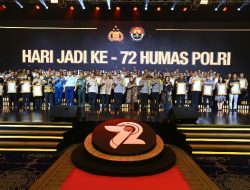 Kapolri Berikan Dua Hadiah Spesial di Hari Jadi ke-72 Humas Polri